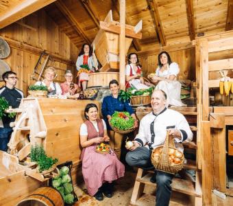 gruppenfoto-jenesien-7408